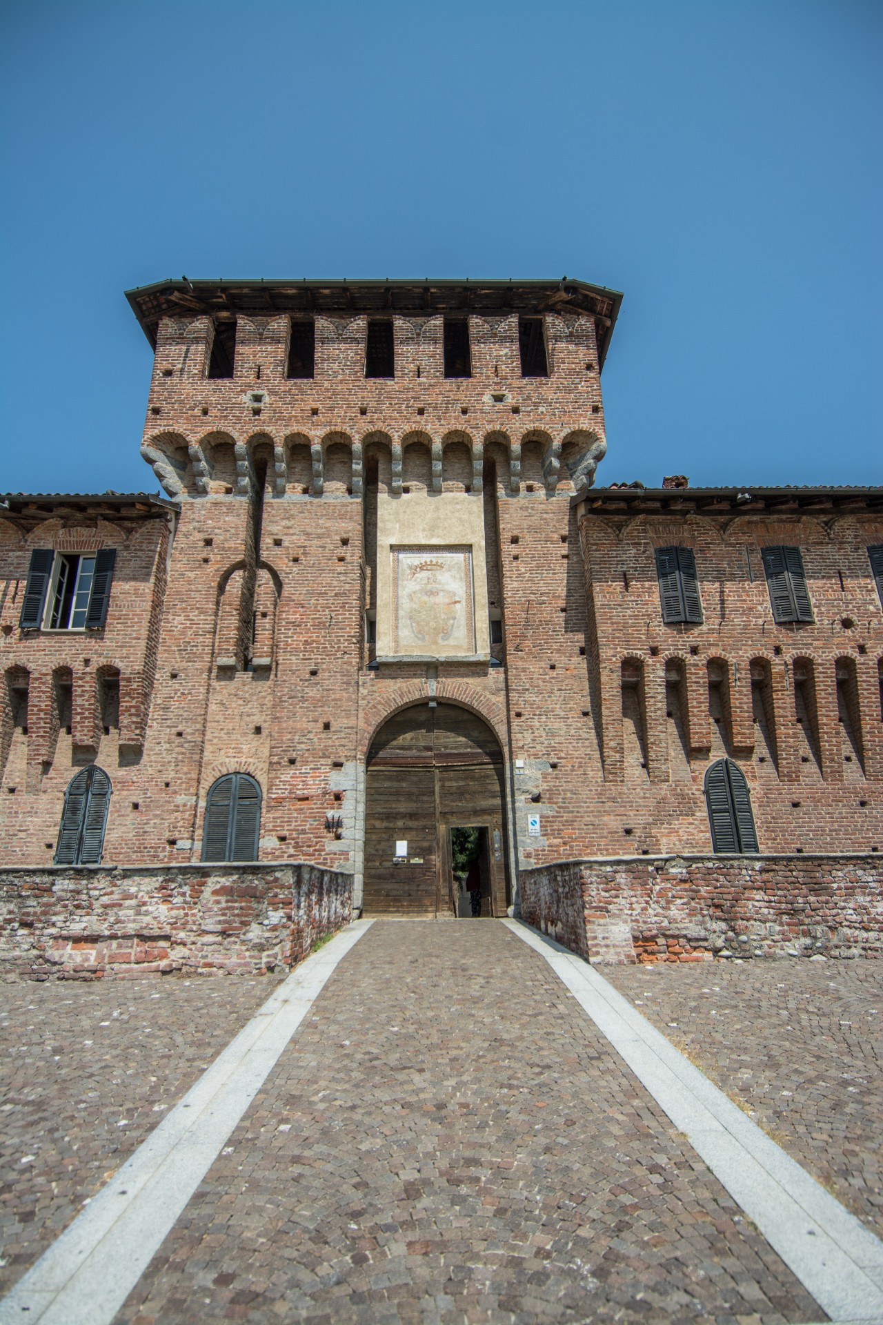 Castello Visconteo-Sforzesco di Galliate. Ingresso lato sud