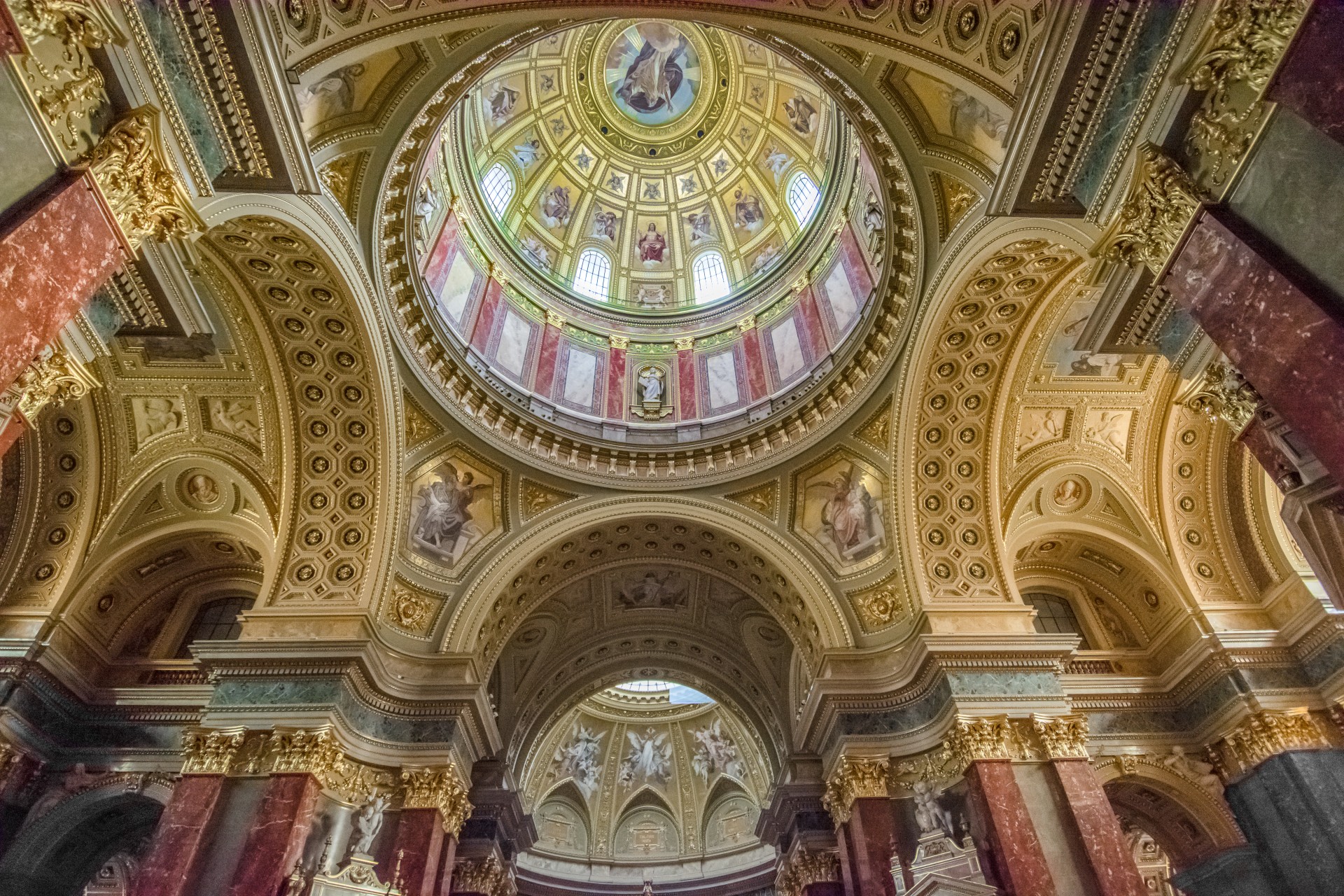 Interno della Basilica di Santo Stefano, Budapest