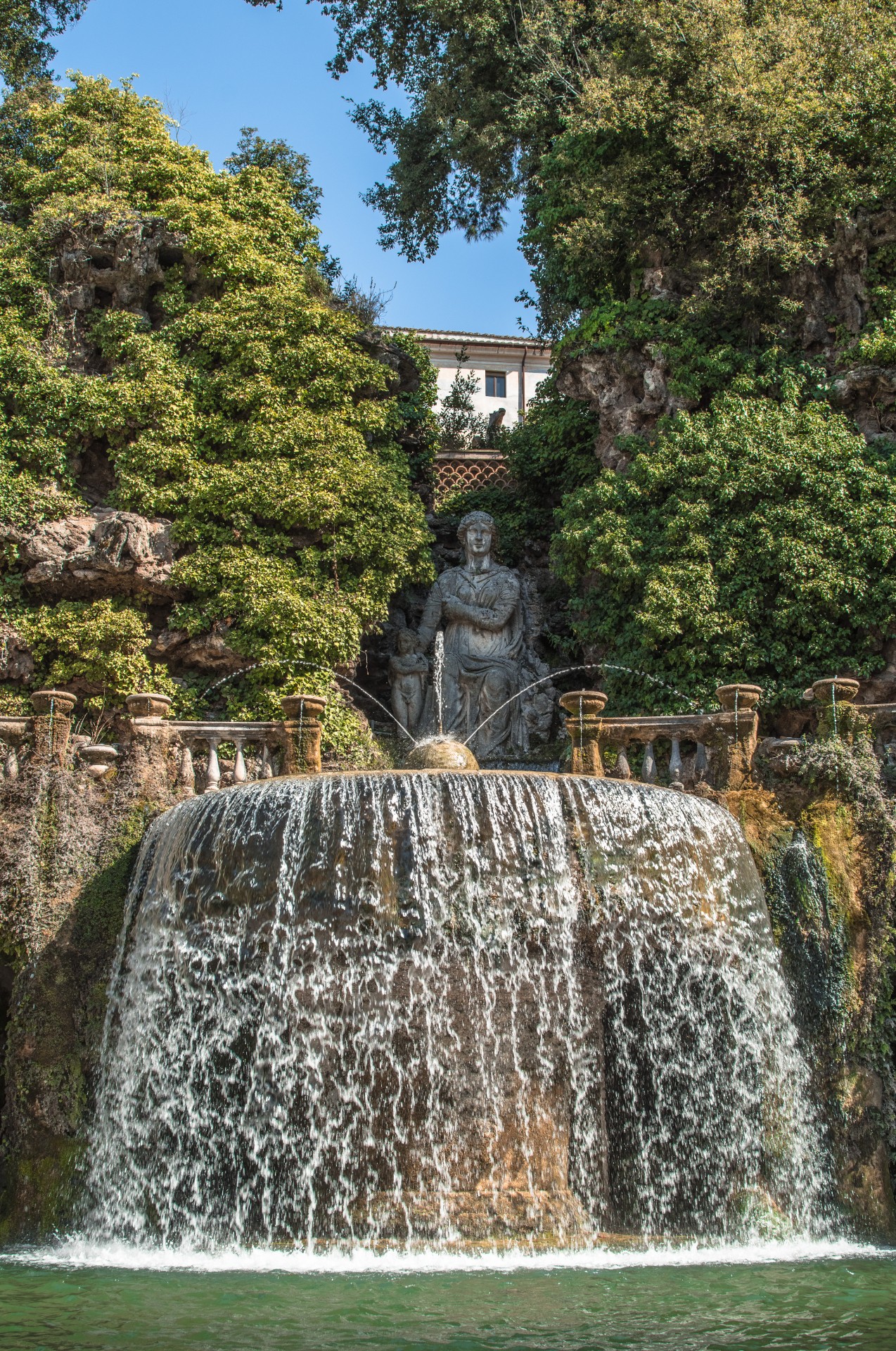 Fontana dell’Ovato. Villa d’Este, Tivoli