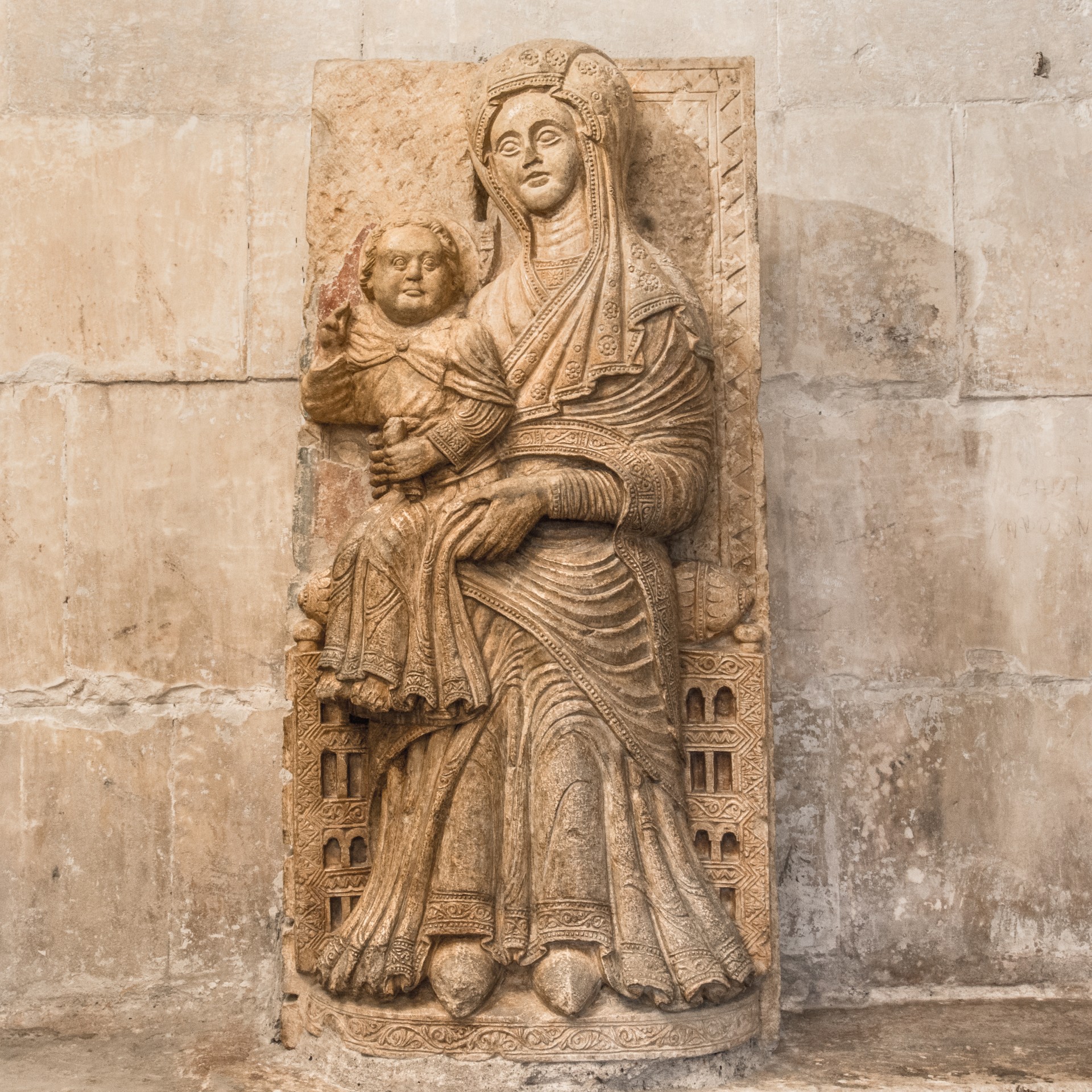 Madonna delle Fornaci. Cripta della Cattedrale di S. Panfilo, Sulmona
