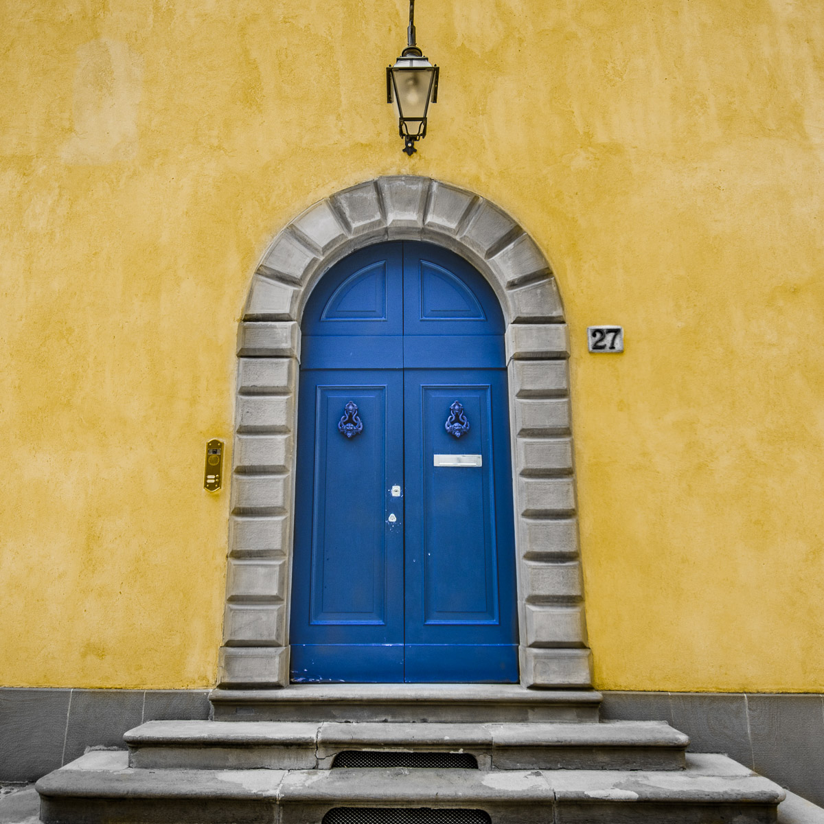 Via Porta Dipinta. Bergamo