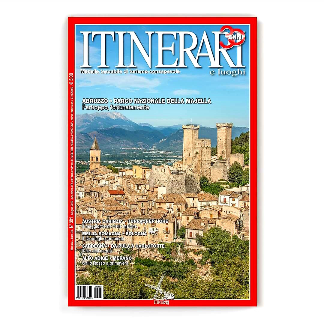 Riviste, magazine, press, giornalista, stampa, journalist, writer, travel, travel photographer reporter, rivista