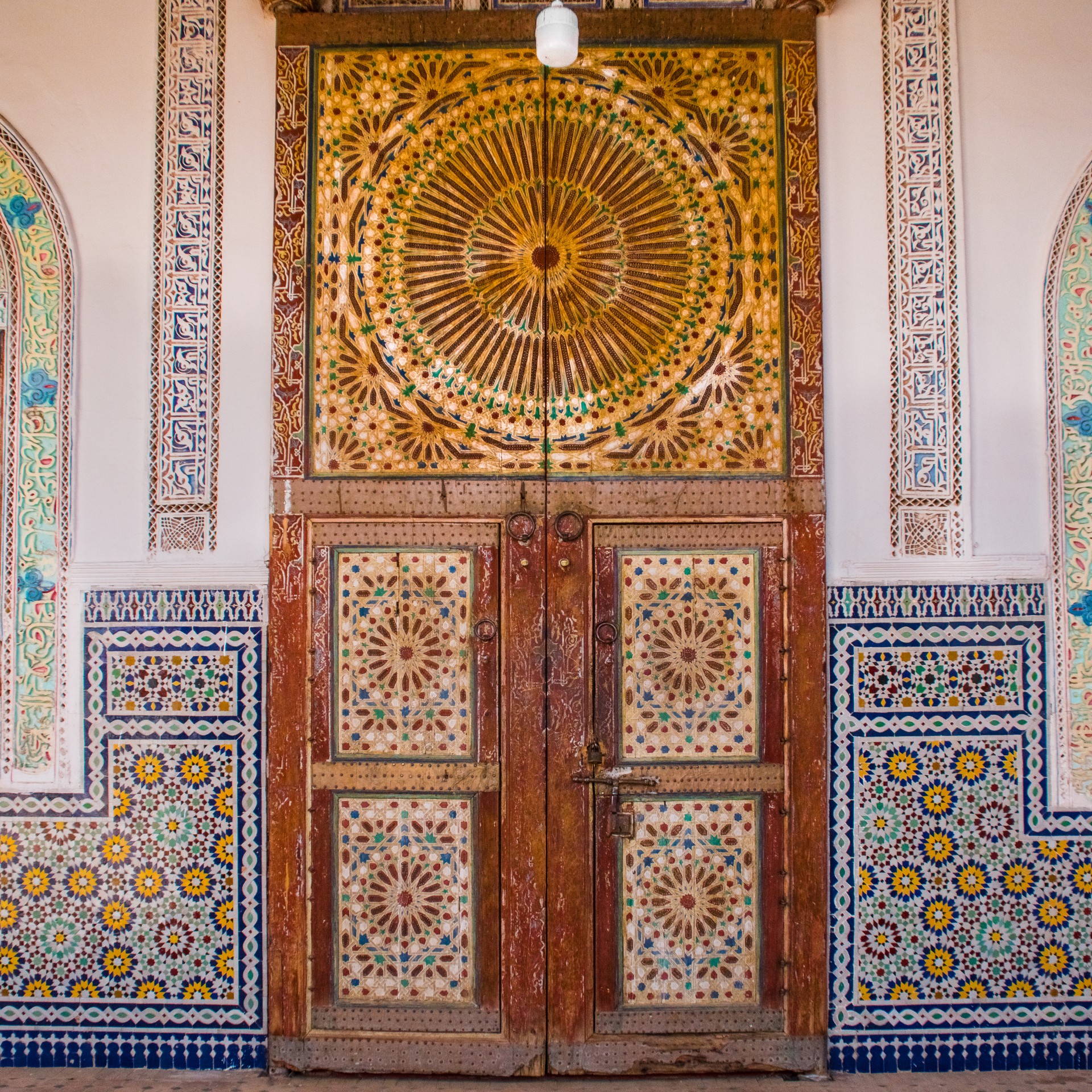 Porta del mausoleo di Sidi Muhammad, Tamegroute, Draa Valley, Marocco
