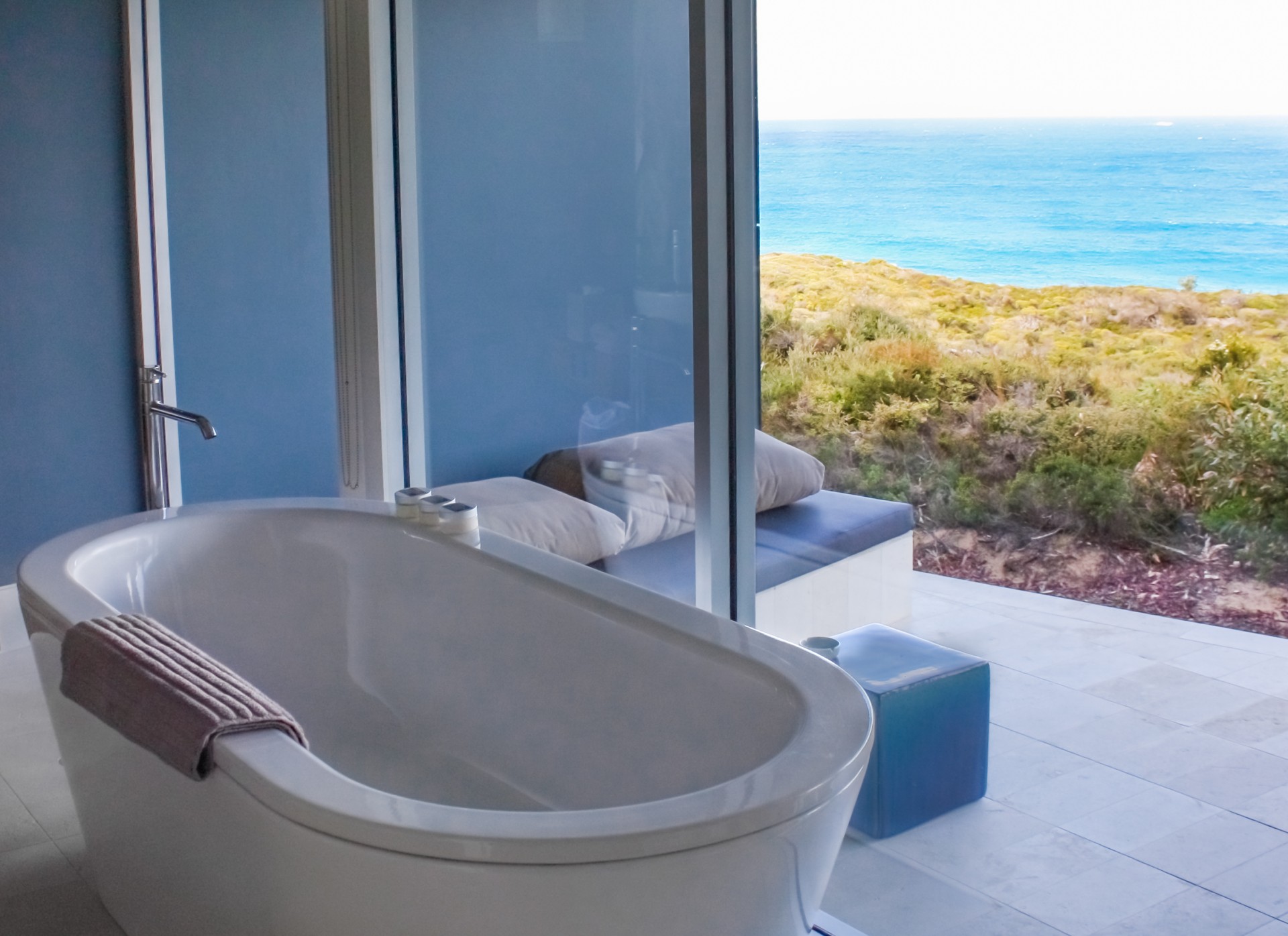 Bagno con vista sull’oceano. Southern Lodge. Kangaroo Island. Australia