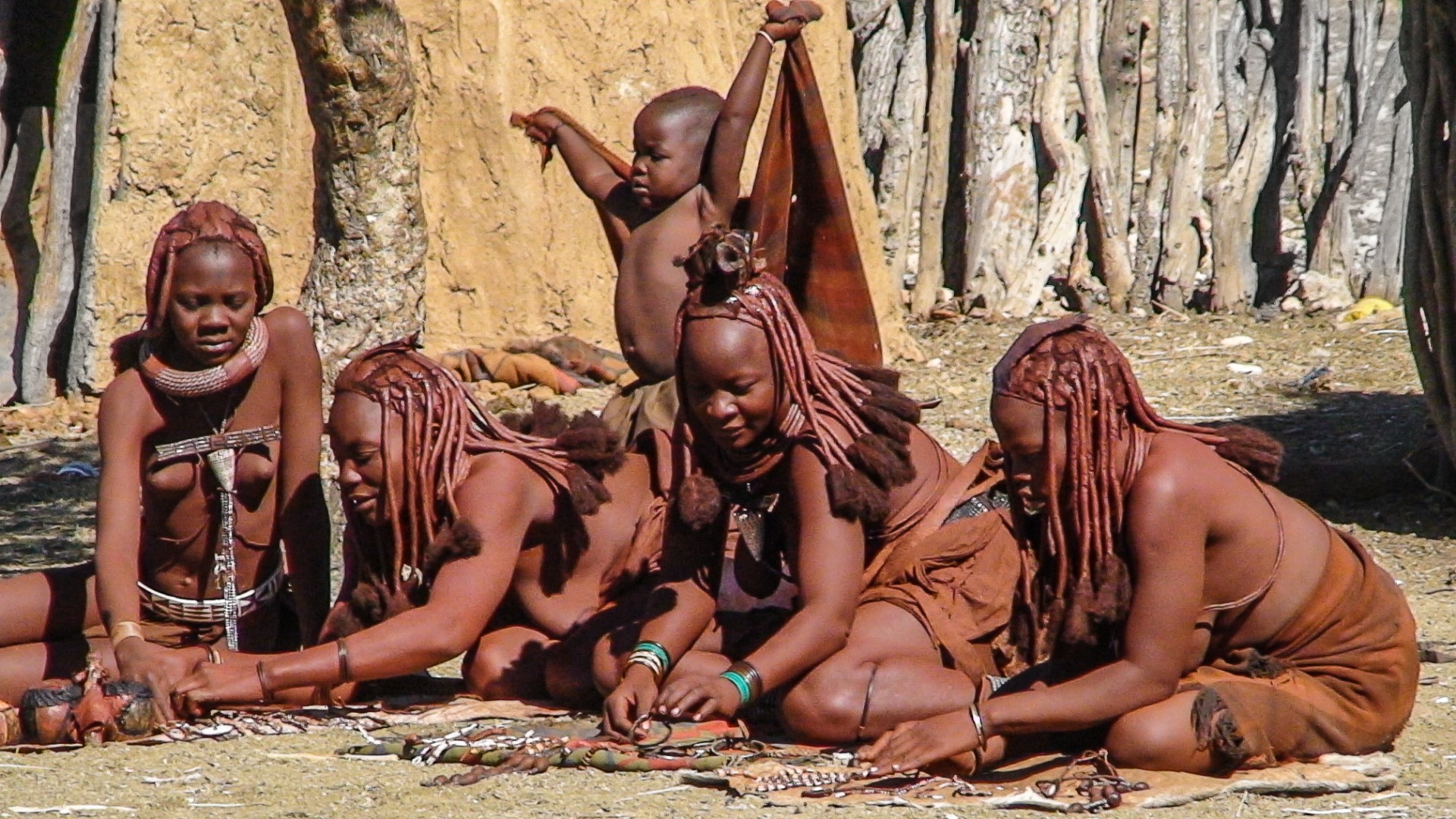 La tribù degli Himba, Kaokoland, Namibia
