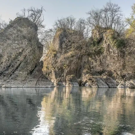 Leonardo da Vinci. La Vergine delle Rocce