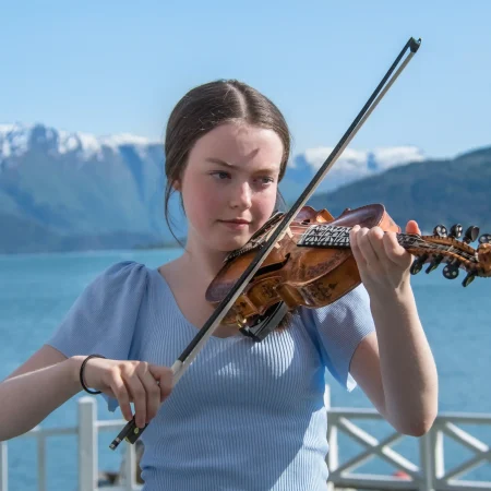Hardanger fiddle. Il violino dell’Hardanger