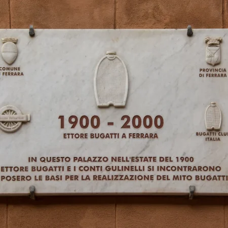 Bugatti e Lamborghini. Storie di motori